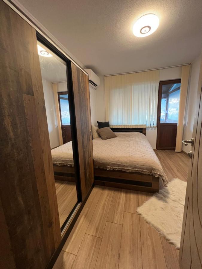 Guest House Tanevi Devin Bagian luar foto