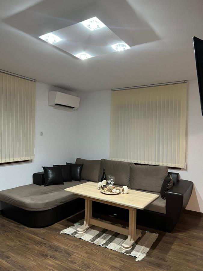 Guest House Tanevi Devin Bagian luar foto